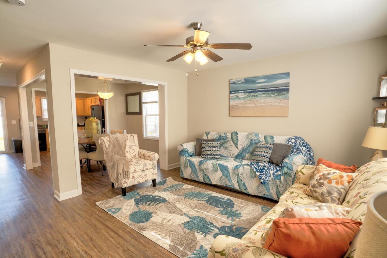 Kannapolis Elegant Townhouse - Pet Friendly Экстерьер фото