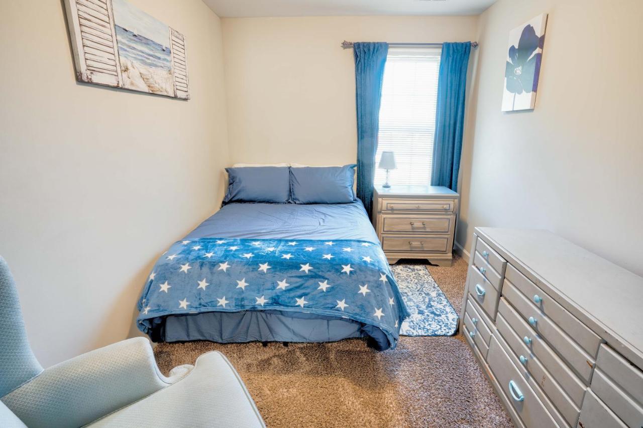 Kannapolis Elegant Townhouse - Pet Friendly Экстерьер фото