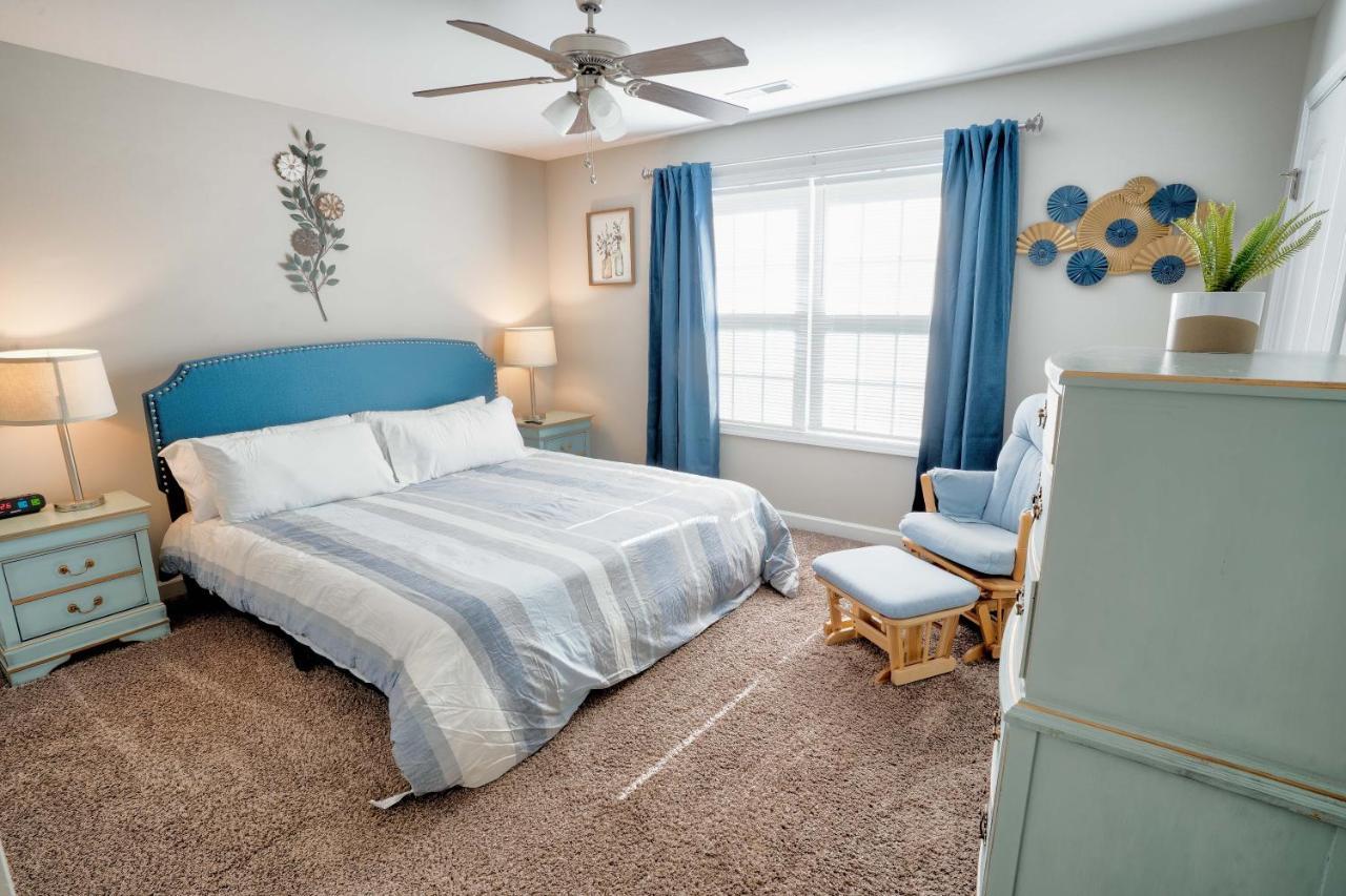 Kannapolis Elegant Townhouse - Pet Friendly Экстерьер фото