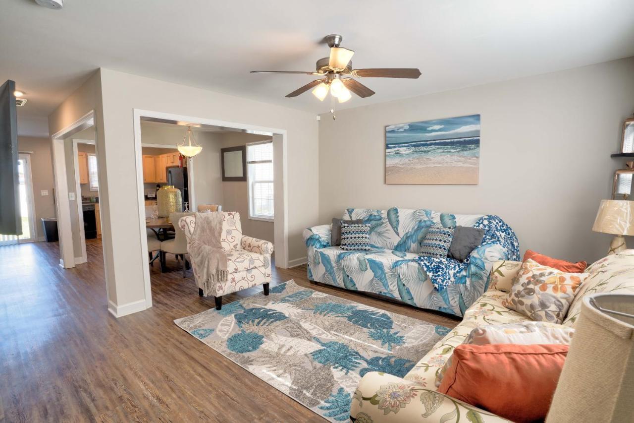 Kannapolis Elegant Townhouse - Pet Friendly Экстерьер фото