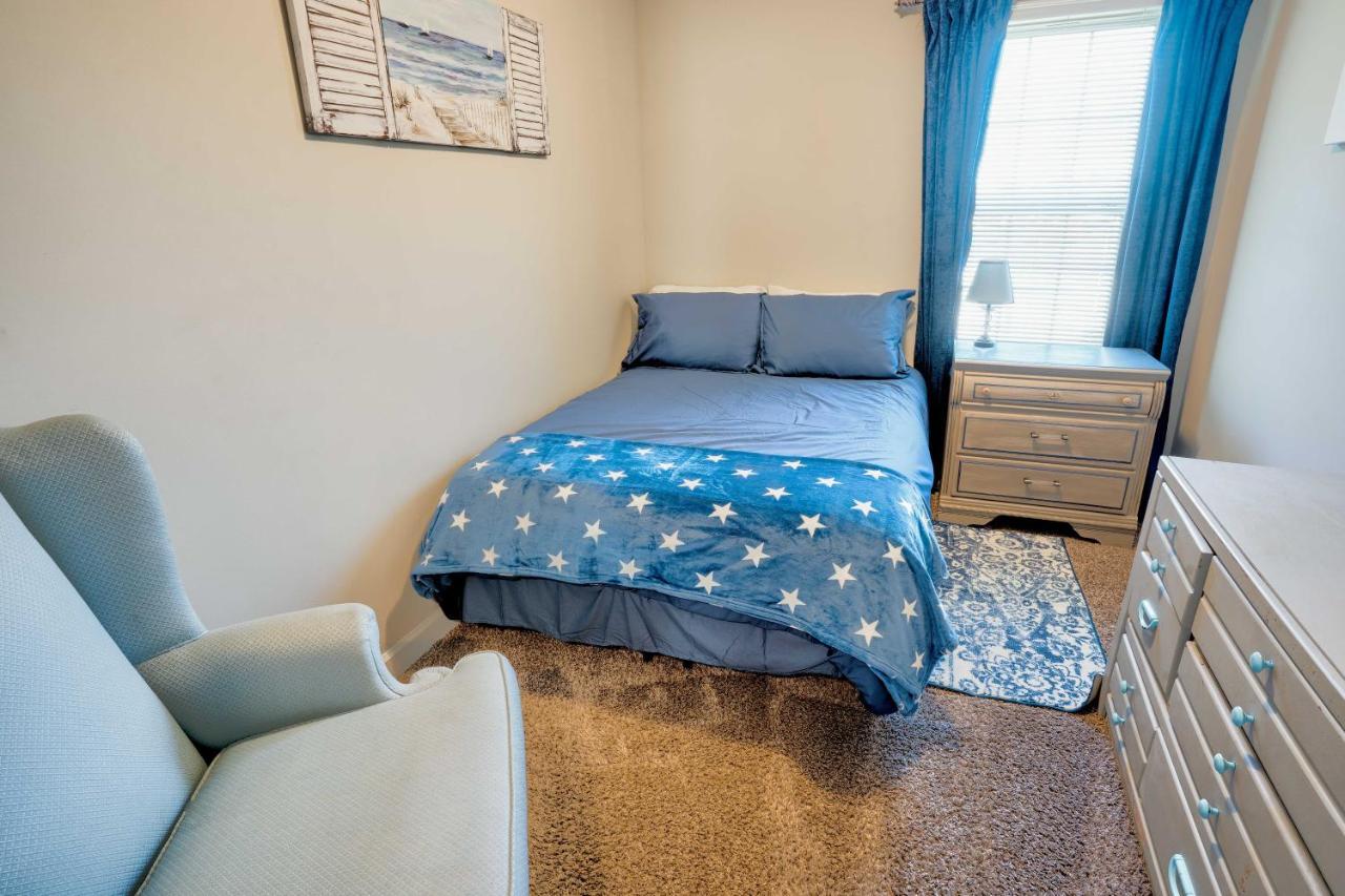 Kannapolis Elegant Townhouse - Pet Friendly Экстерьер фото