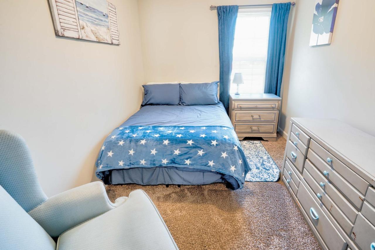 Kannapolis Elegant Townhouse - Pet Friendly Экстерьер фото