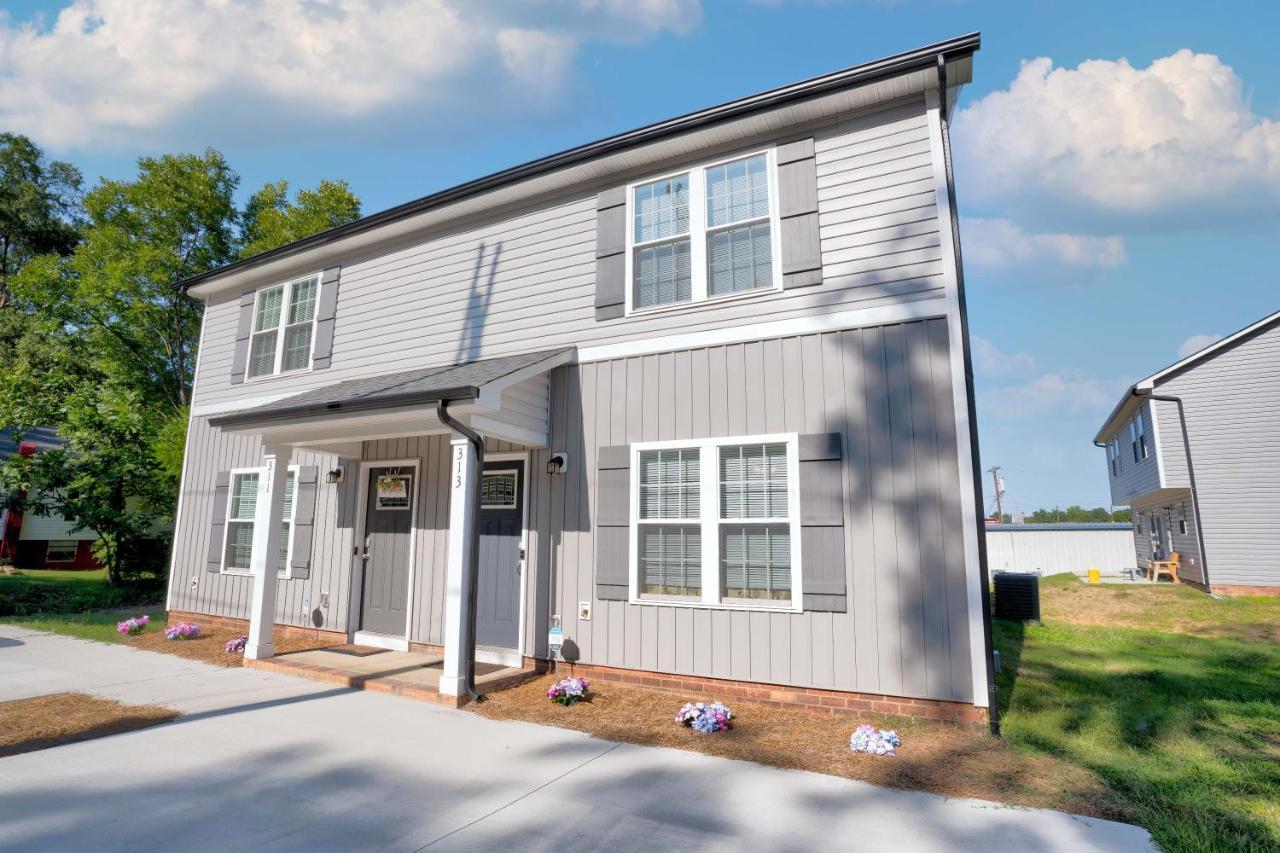 Kannapolis Elegant Townhouse - Pet Friendly Экстерьер фото
