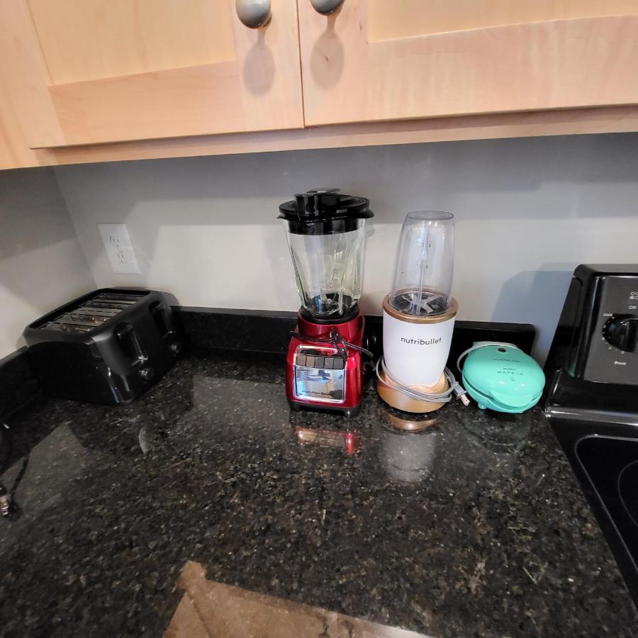Kannapolis Elegant Townhouse - Pet Friendly Экстерьер фото
